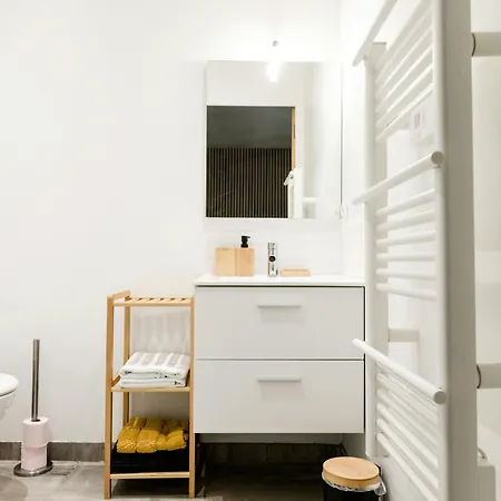 Appartamento Cosy Business - Balcon Garage Fermé Lione